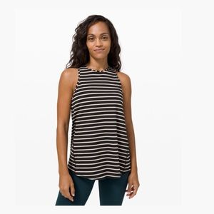 Black/white striped lululemon top